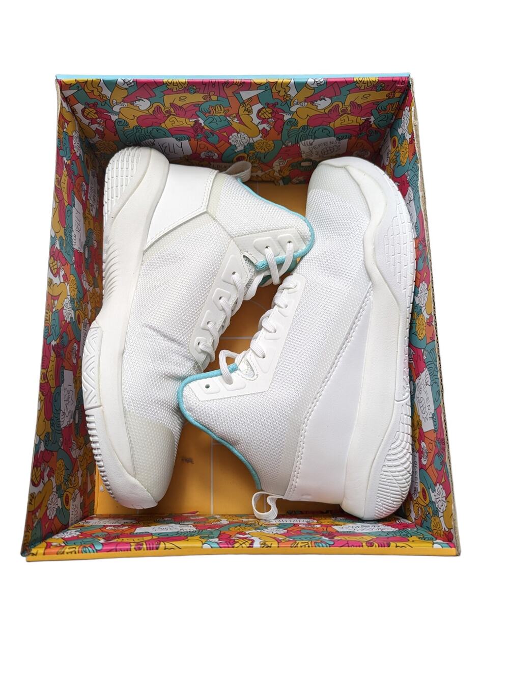 NEW MOOLAH KICKS SIZE 5 WOMEN'S PHANTOM 1 BASKETBALL SHOES WHITE